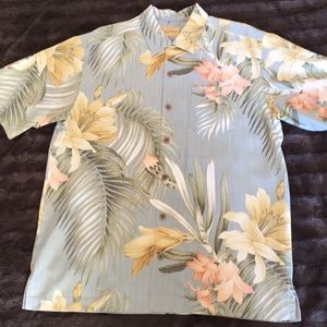 Tommy Bahama men’s silk shirt